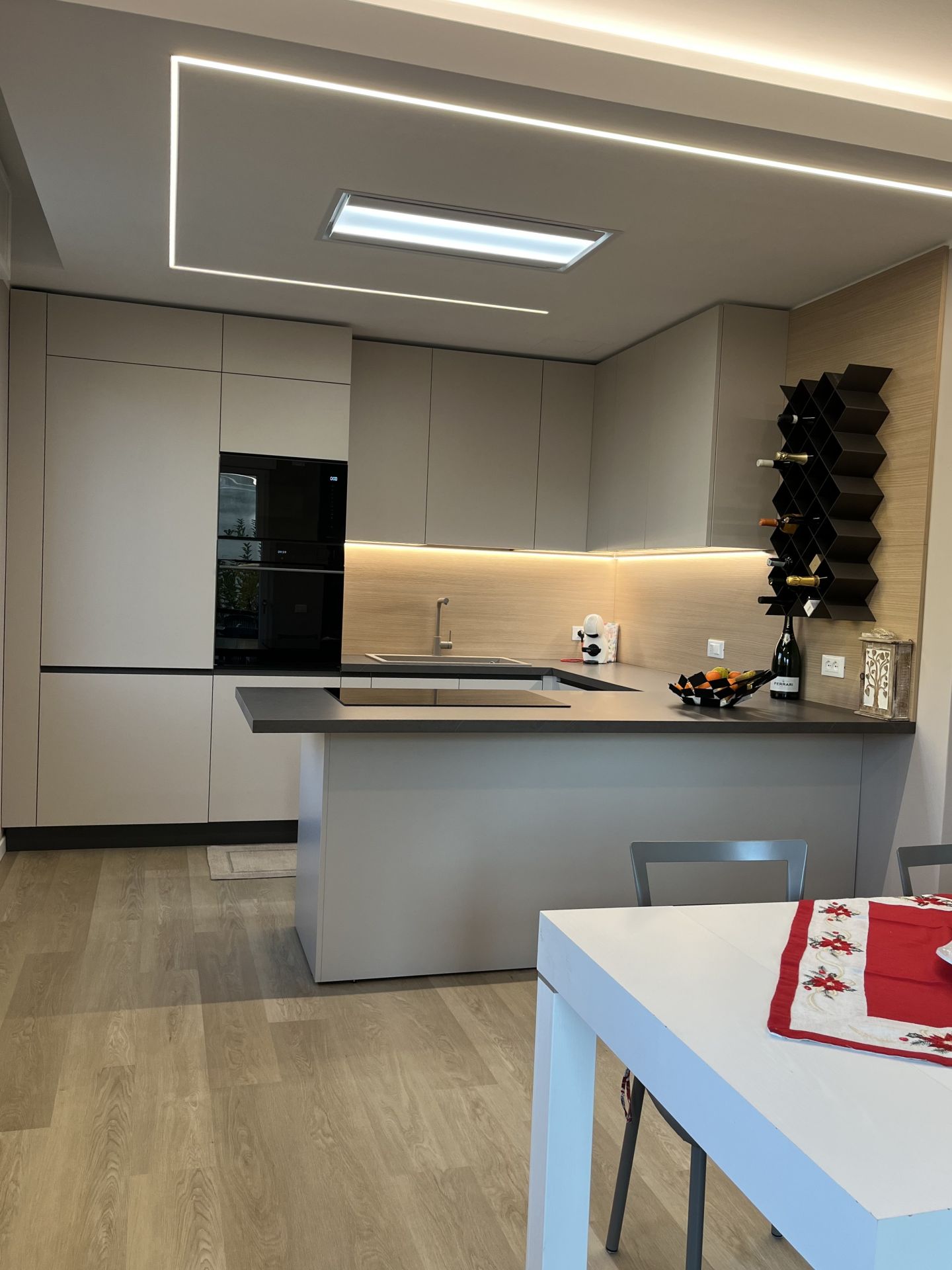 Esempio di restauro appartamenti con rinnovamento completo degli interni 2