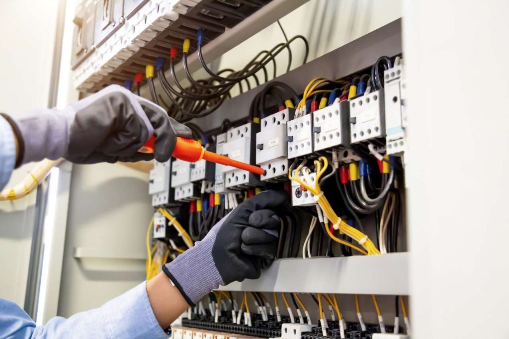 Impianti elettrici Verona (1)